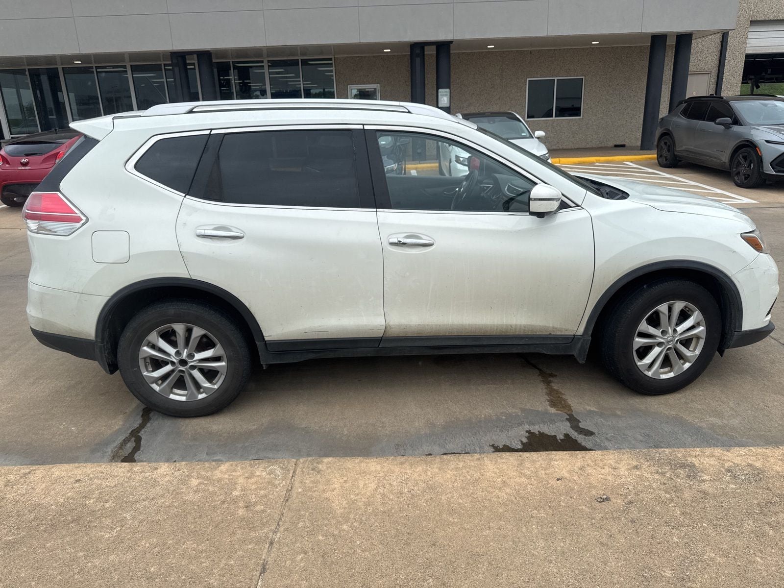 2016 Nissan Rogue SV