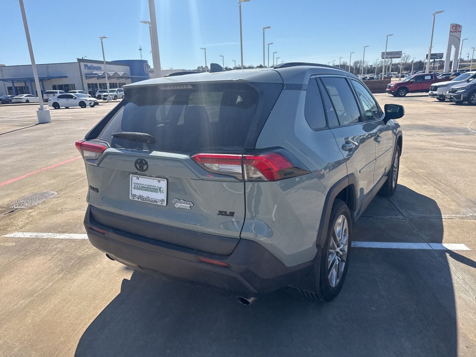 2019 Toyota RAV4 XLE Premium