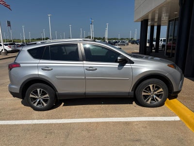 2016 Toyota RAV4 XLE