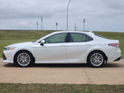 2018 Toyota Camry Hybrid XLE