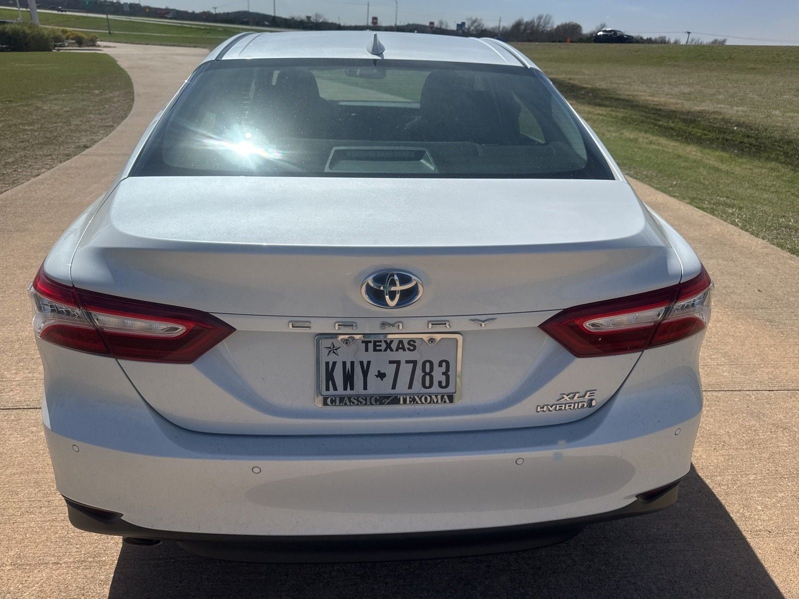 2018 Toyota Camry Hybrid XLE