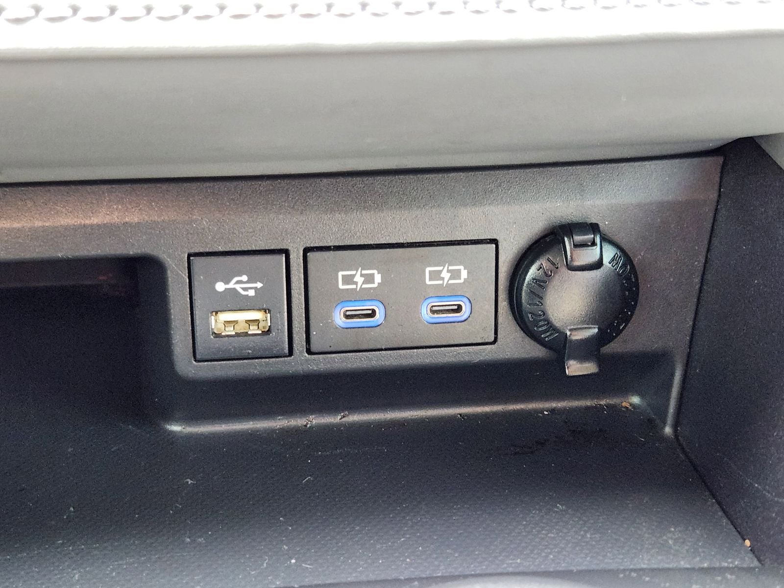 2022 Toyota Highlander L