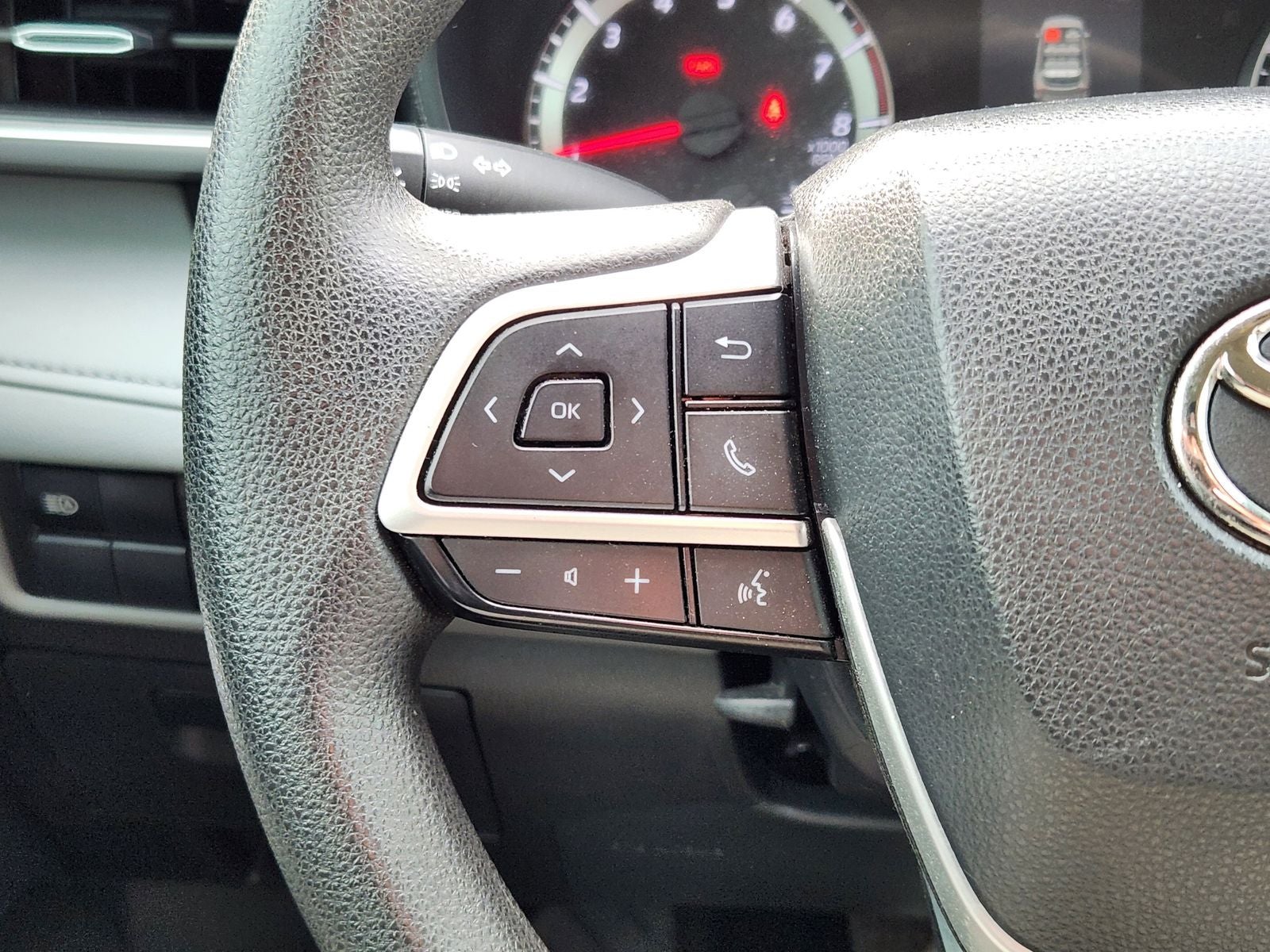 2022 Toyota Highlander L