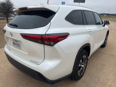 2021 Toyota Highlander XLE