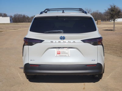 2025 Toyota Sienna XLE