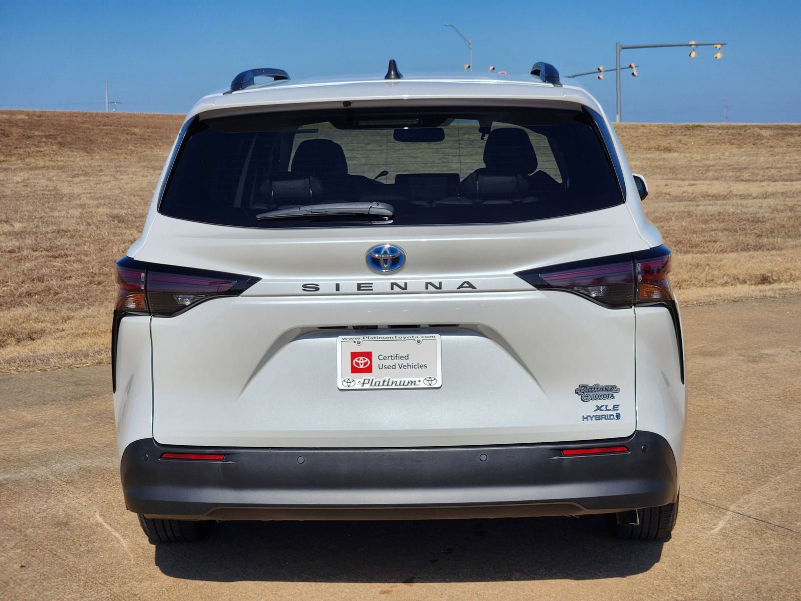 2023 Toyota Sienna XLE