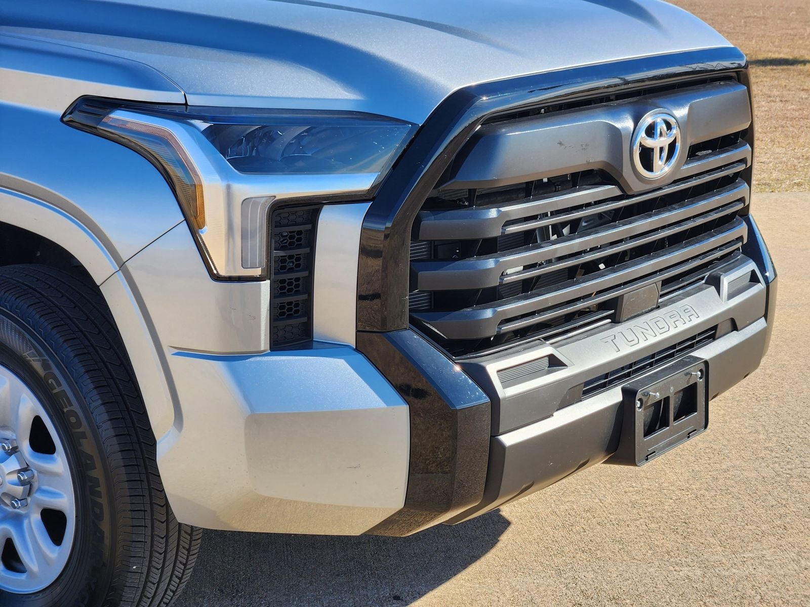 2025 Toyota Tundra 4WD SR