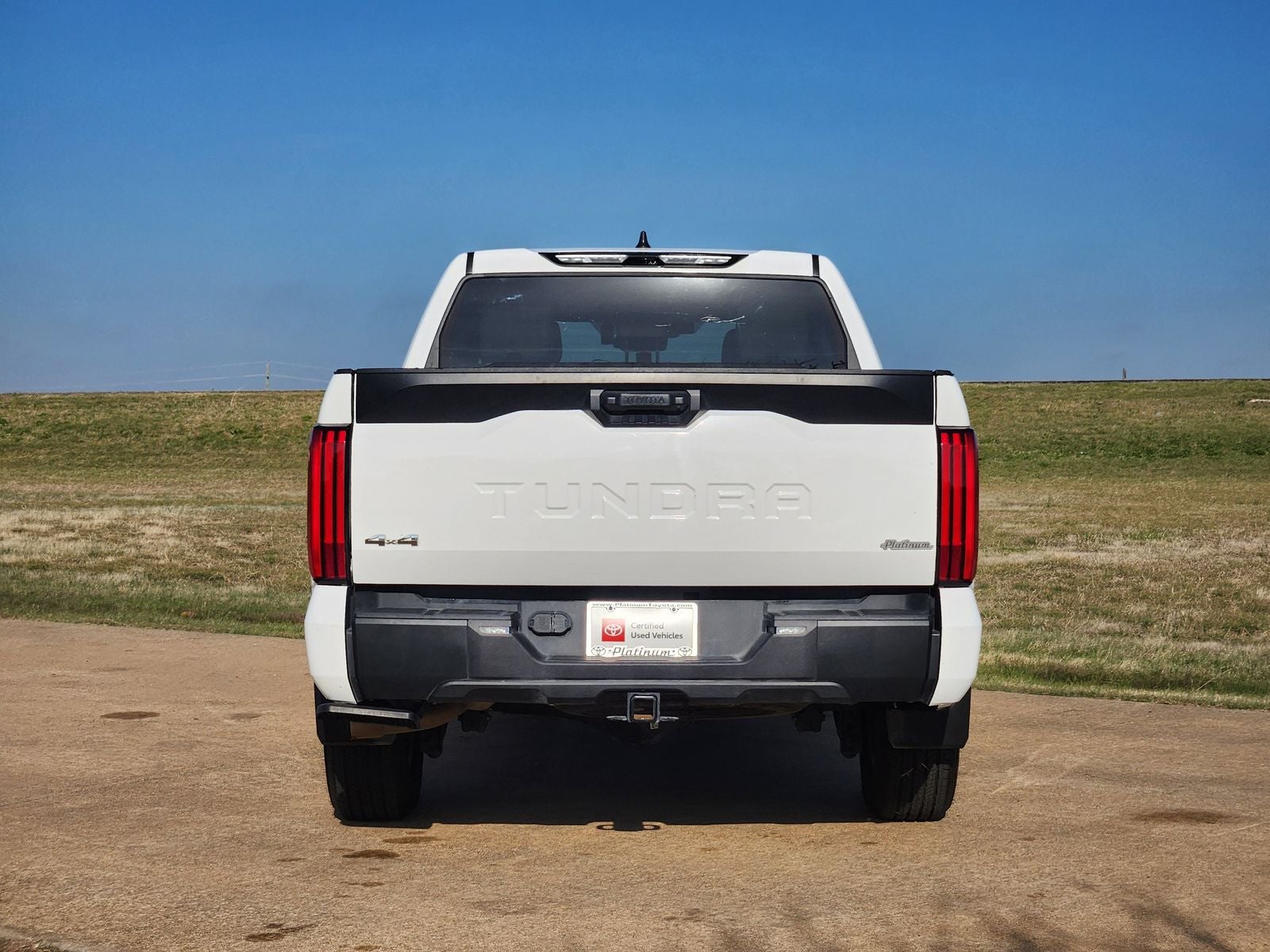 2024 Toyota Tundra 4WD SR5