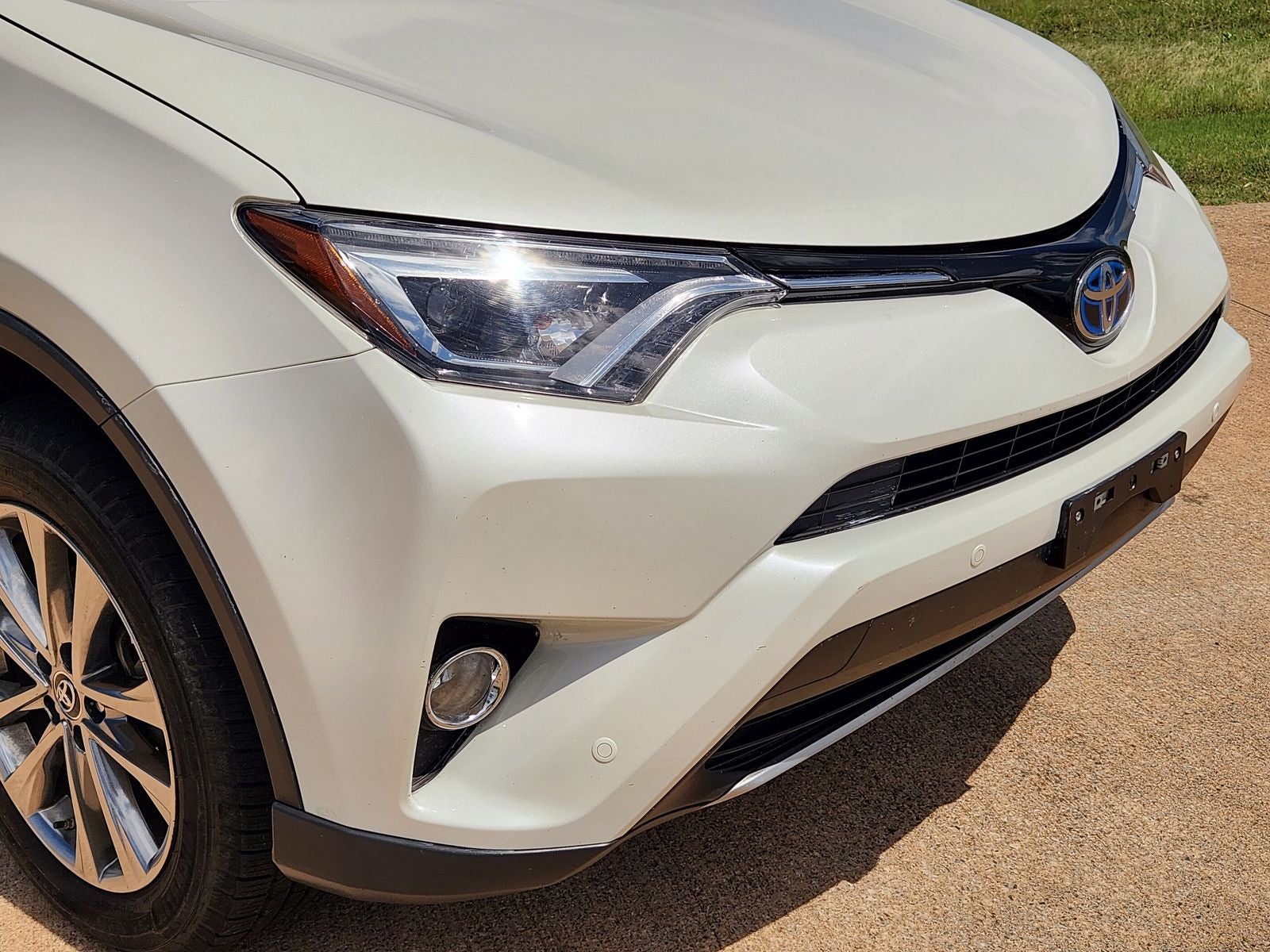 2017 Toyota RAV4 Hybrid Limited