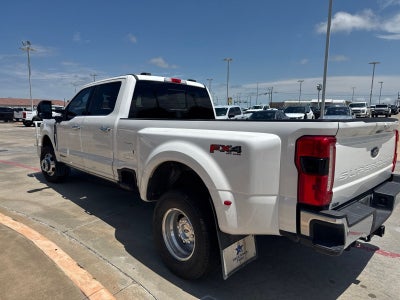 2023 Ford F-350SD Lariat DRW