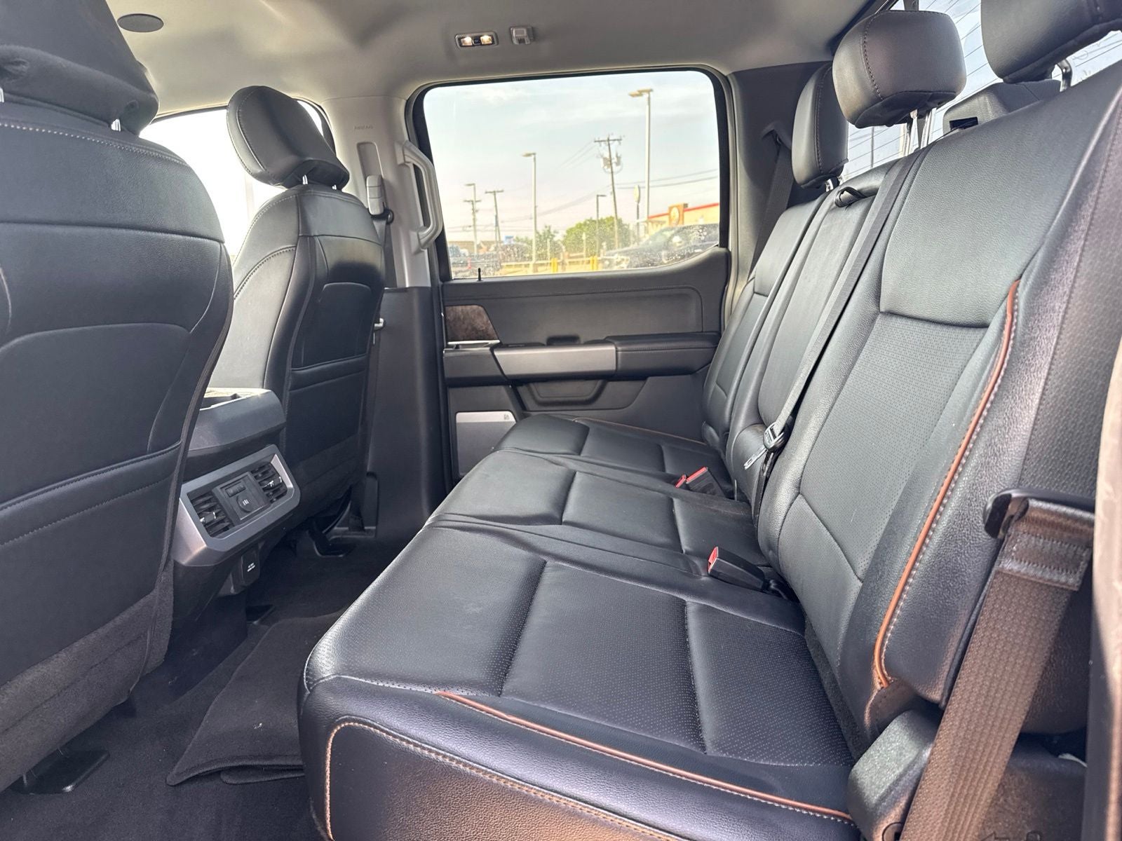 2025 Ford F-350SD Lariat DRW