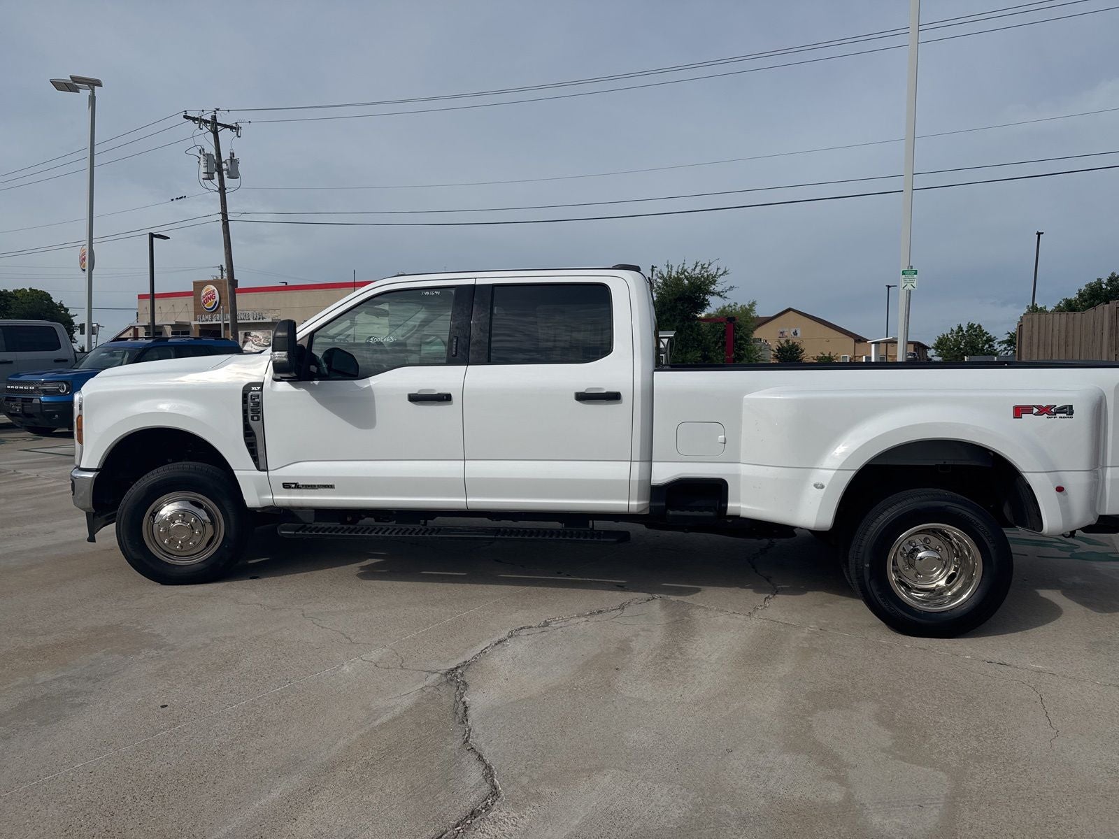 2024 Ford F-350SD XLT DRW