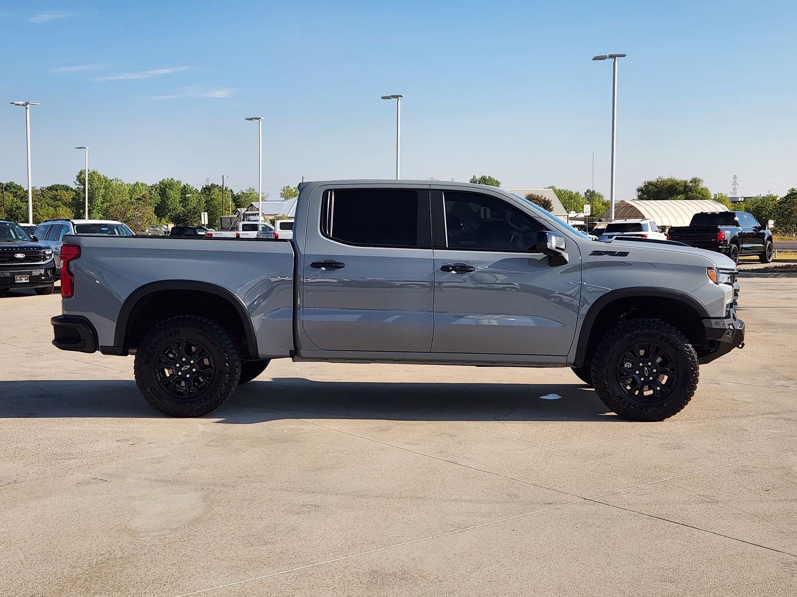 2025 Chevrolet Silverado 1500 ZR2