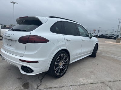 2016 Porsche Cayenne Turbo