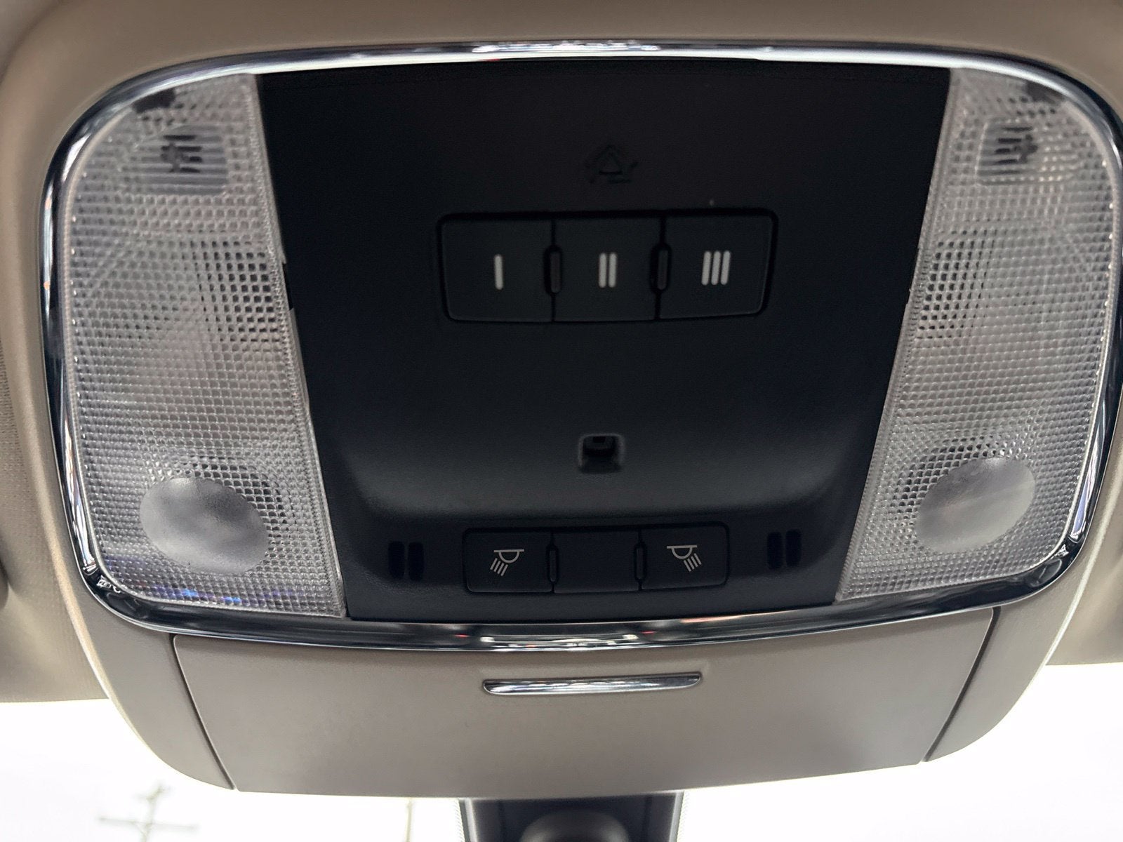 2023 Chrysler 300 Touring L