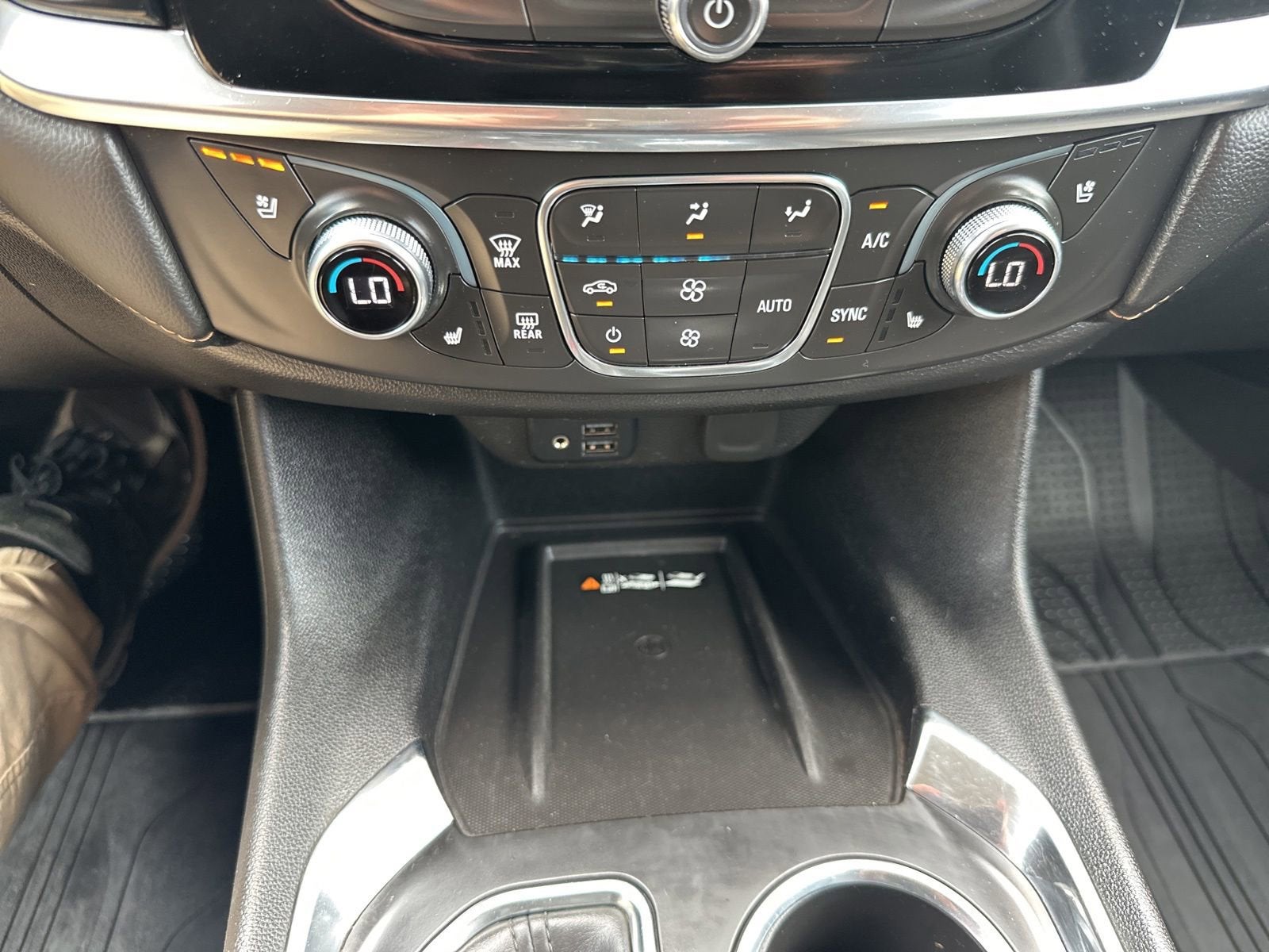 2021 Chevrolet Traverse Premier