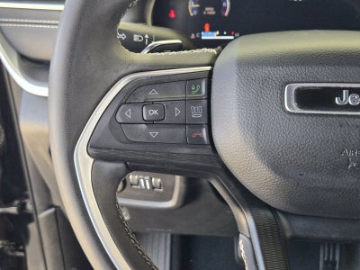 2025 Jeep Grand Cherokee L Laredo X 4x2