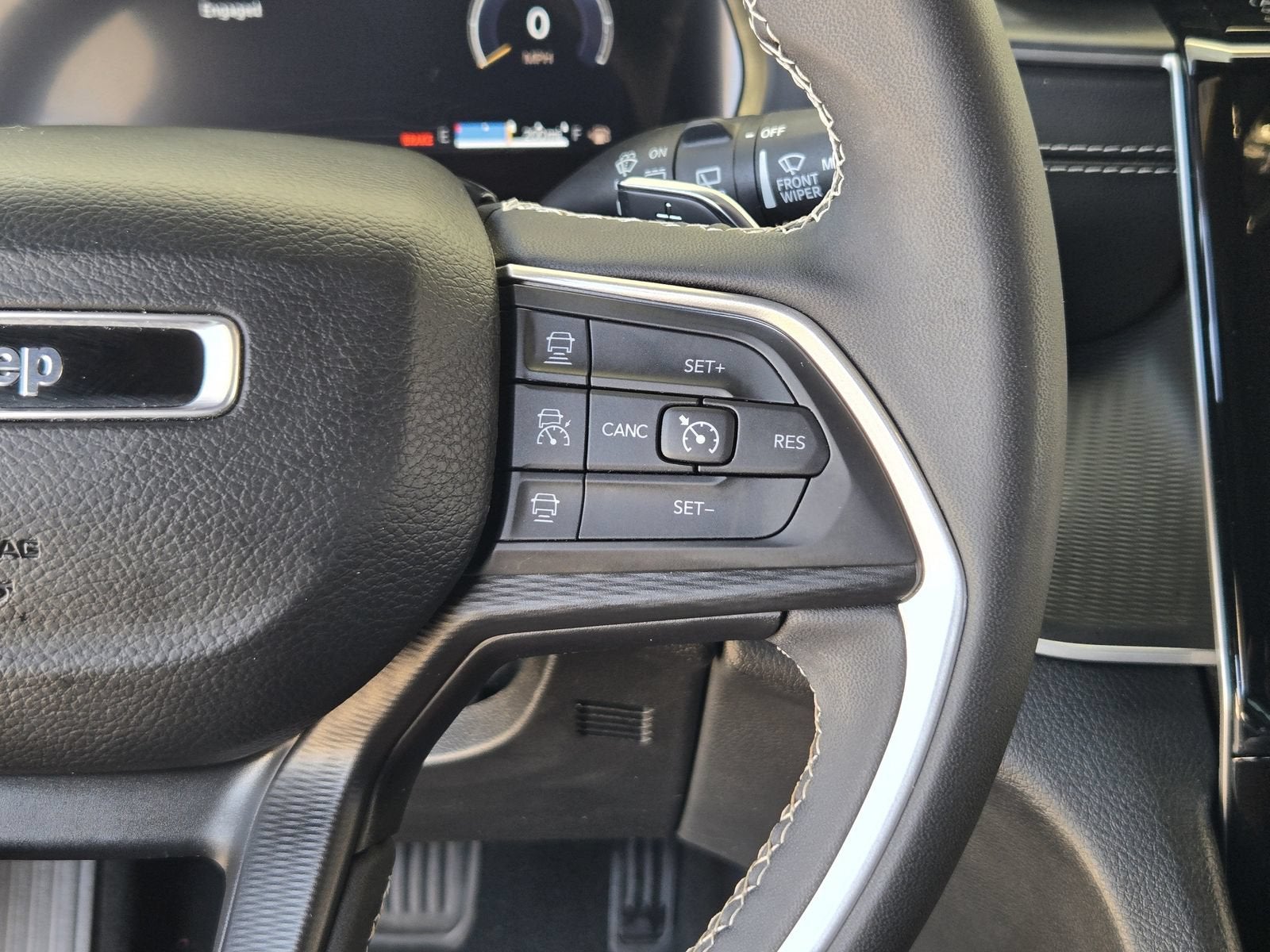 2025 Jeep Grand Cherokee L Laredo X 4x2