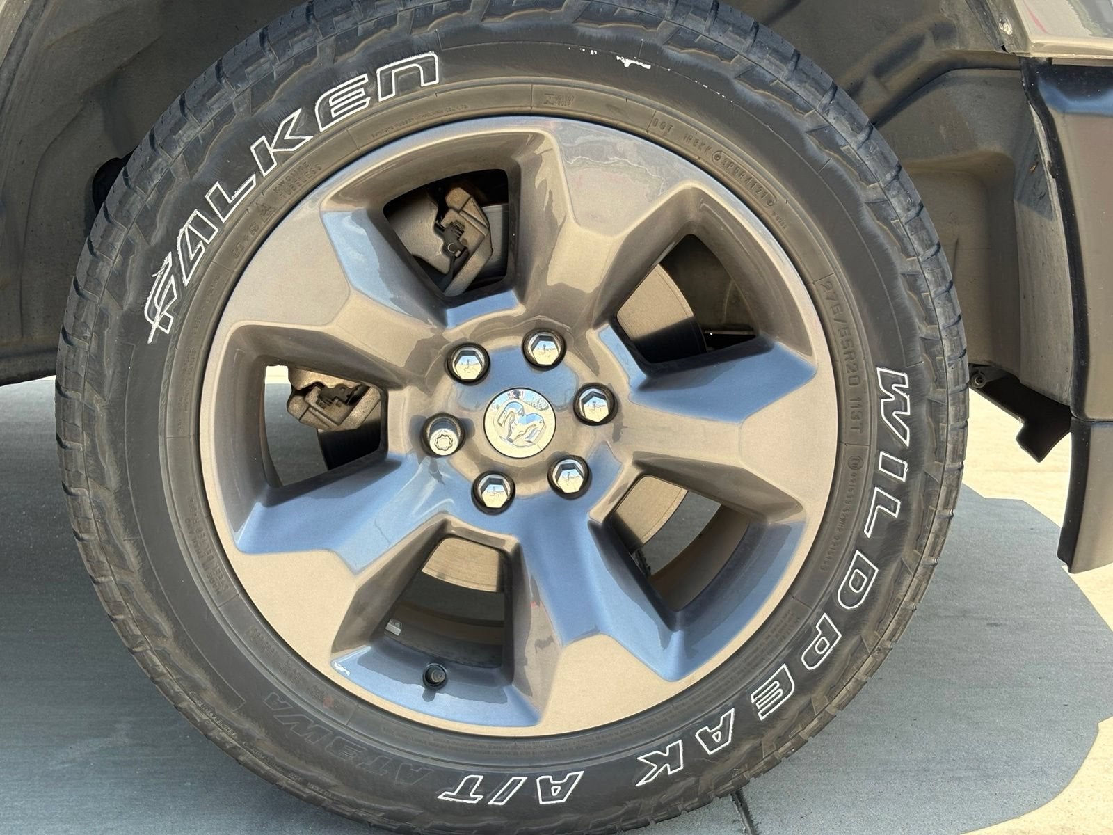 2020 RAM 1500 Lone Star Crew Cab 4x4 5'7" Box