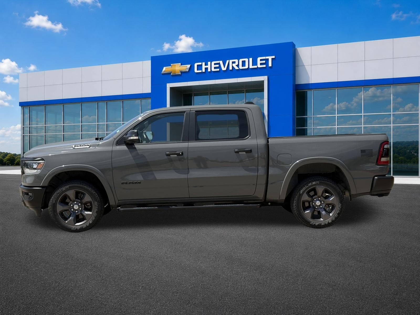 2020 RAM 1500 Lone Star Crew Cab 4x4 5'7" Box