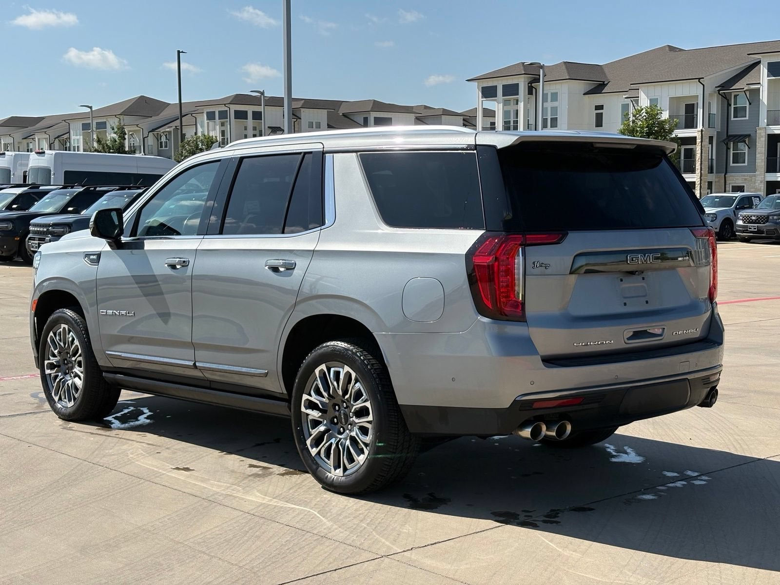 2024 GMC Yukon Denali Ultimate