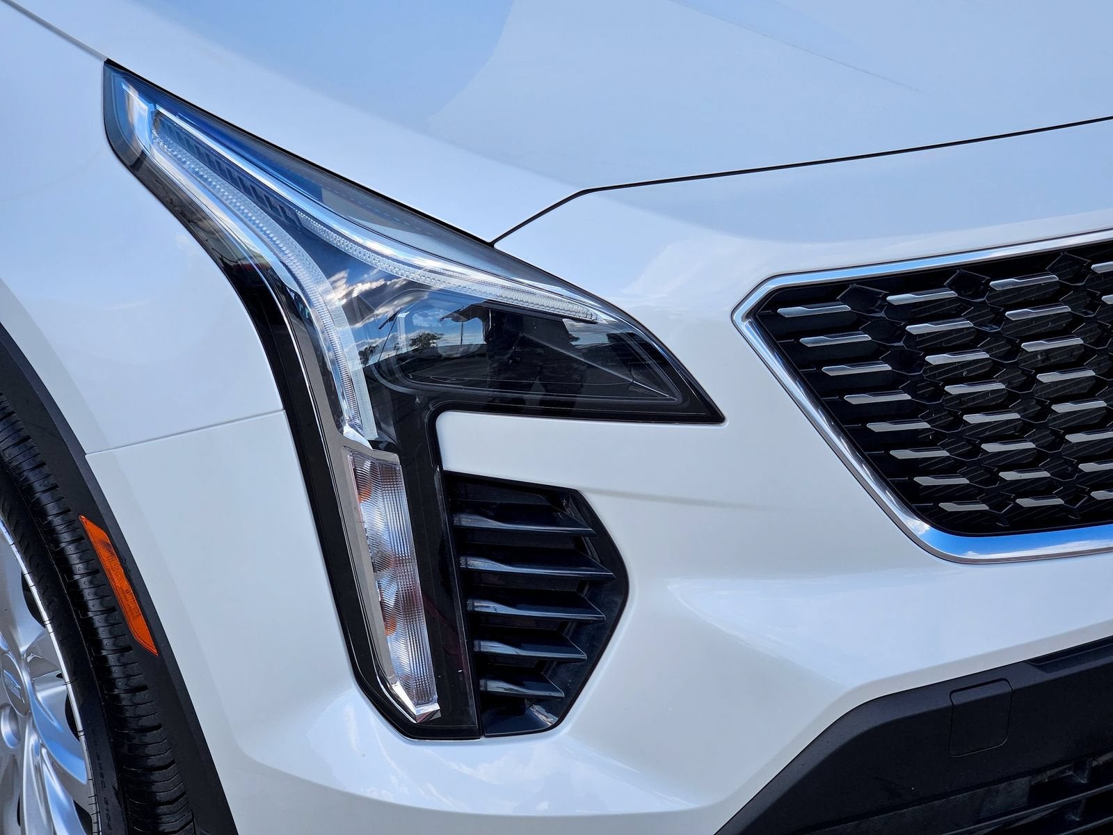 2023 Cadillac XT4 Luxury