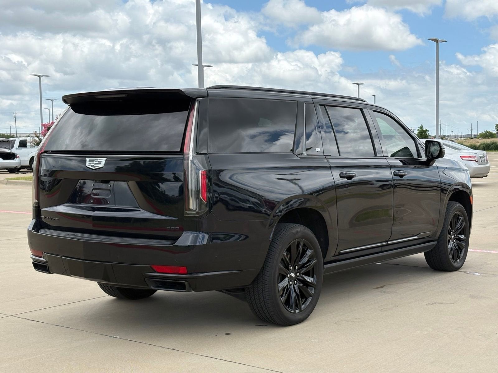 2023 Cadillac Escalade ESV Sport