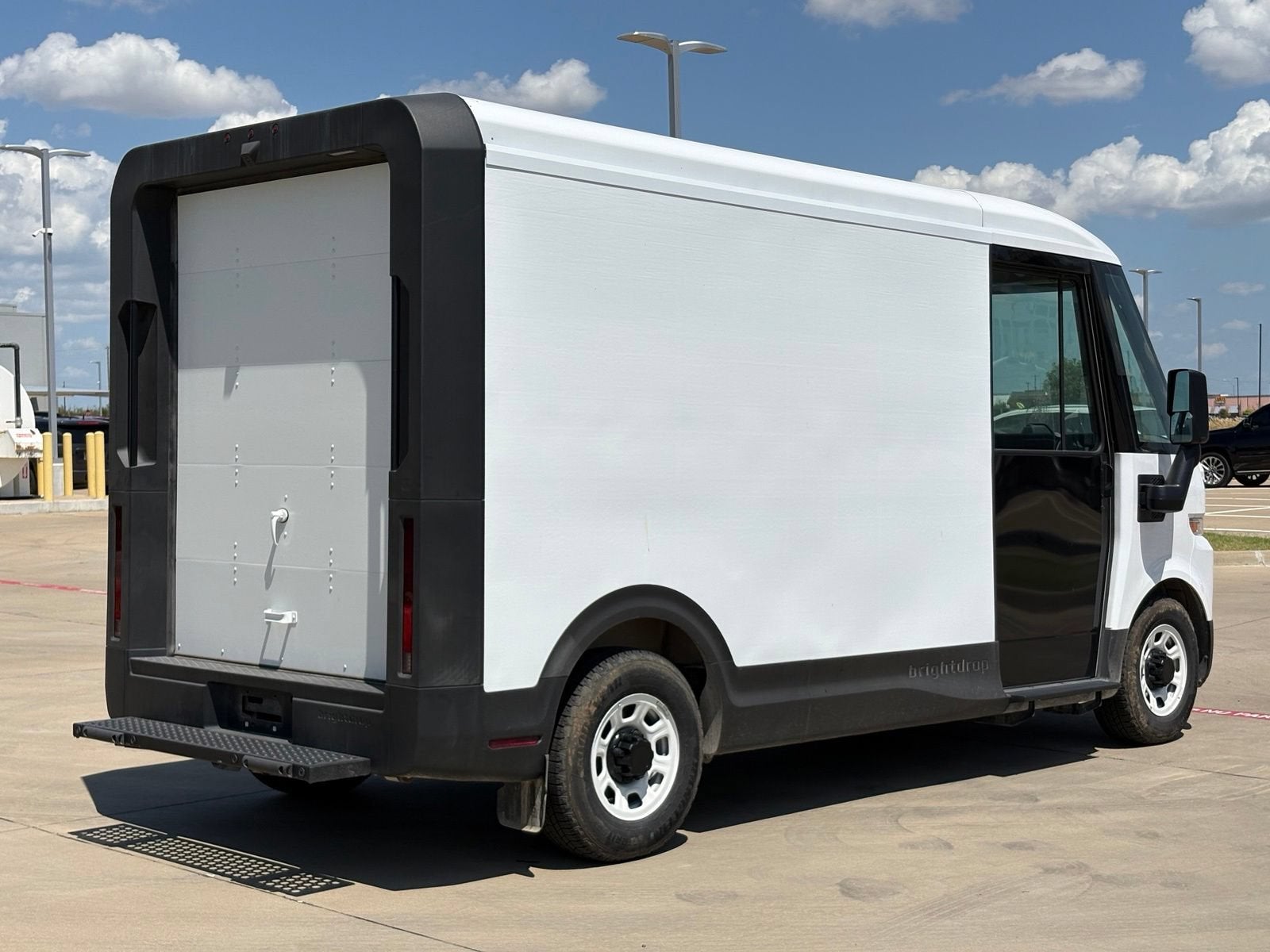 2024 BrightDrop Zevo 400 EJY