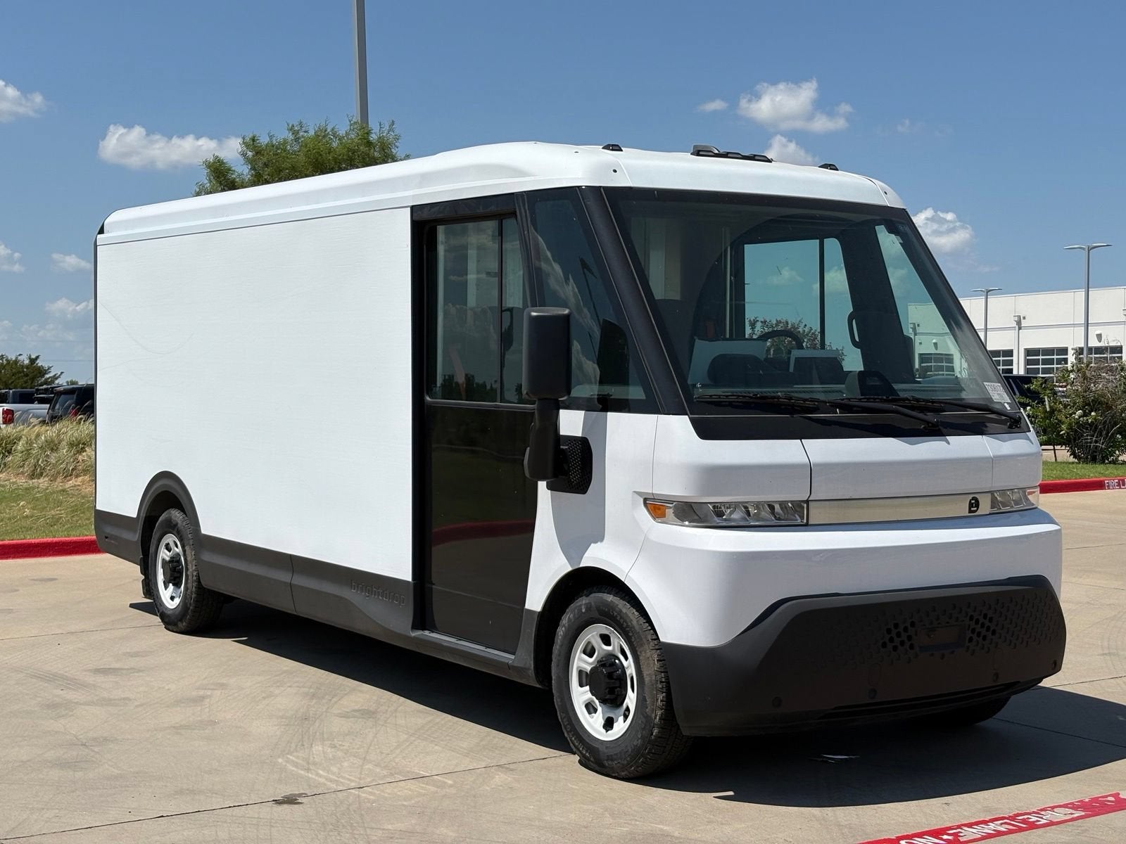 2024 BrightDrop Zevo 600 EJY
