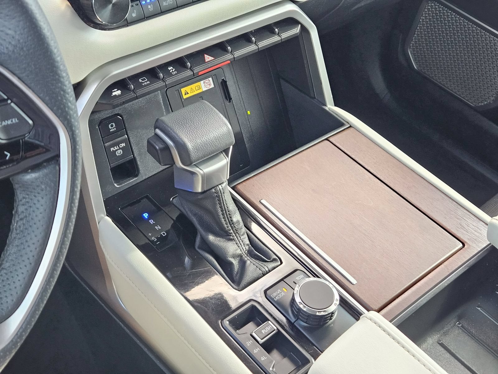 2023 Toyota Sequoia Capstone