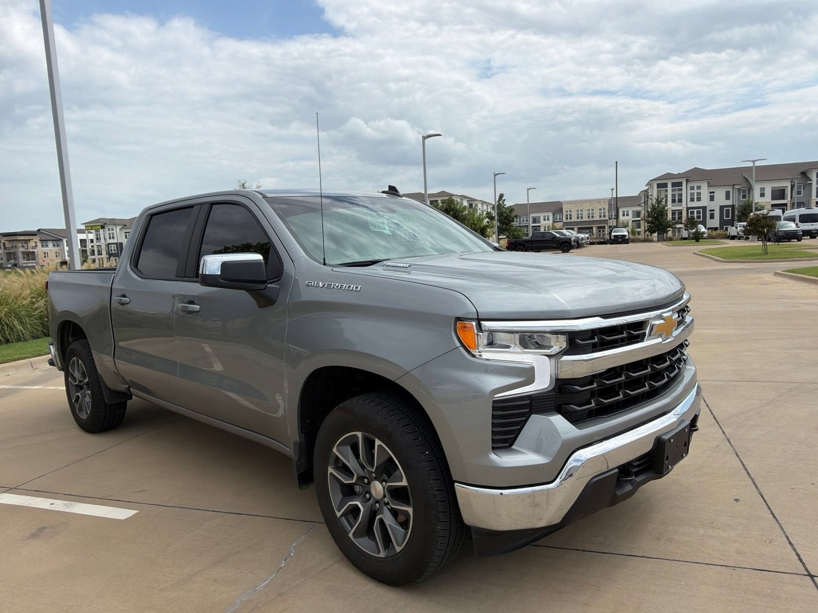2025 Chevrolet Silverado 1500 LT (2FL)
