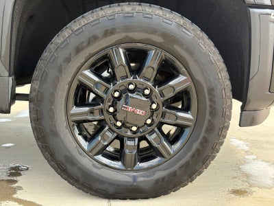 2025 GMC Sierra 2500 HD AT4
