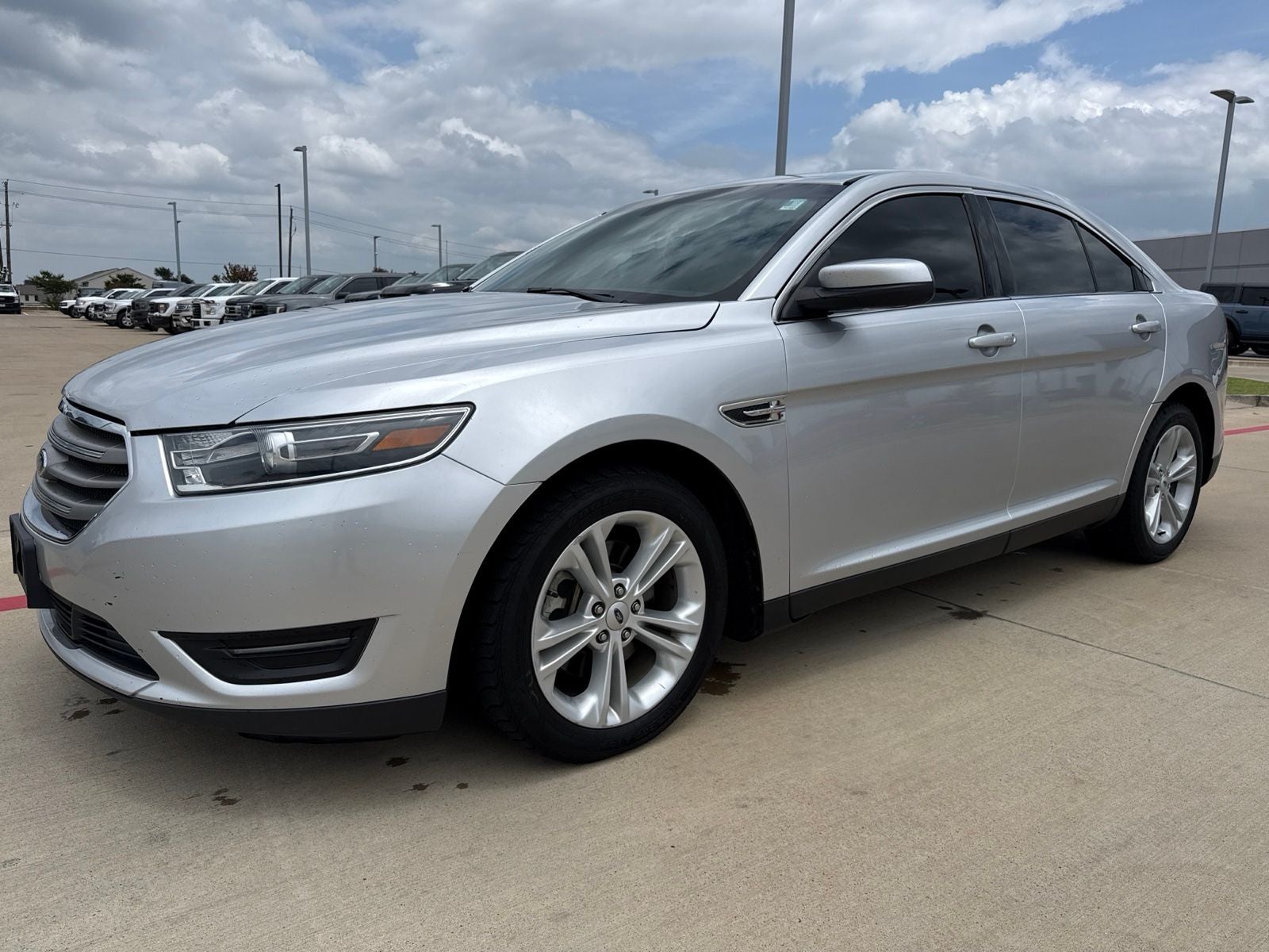 2019 Ford Taurus SEL
