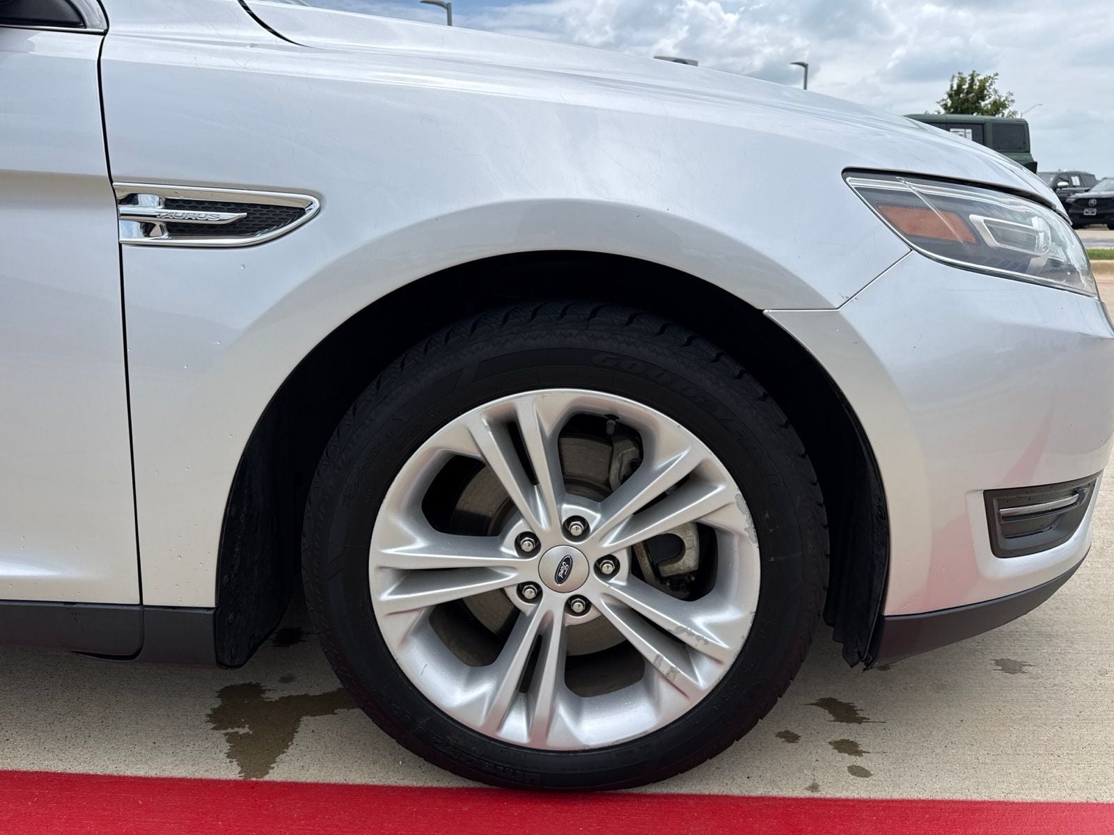 2019 Ford Taurus SEL