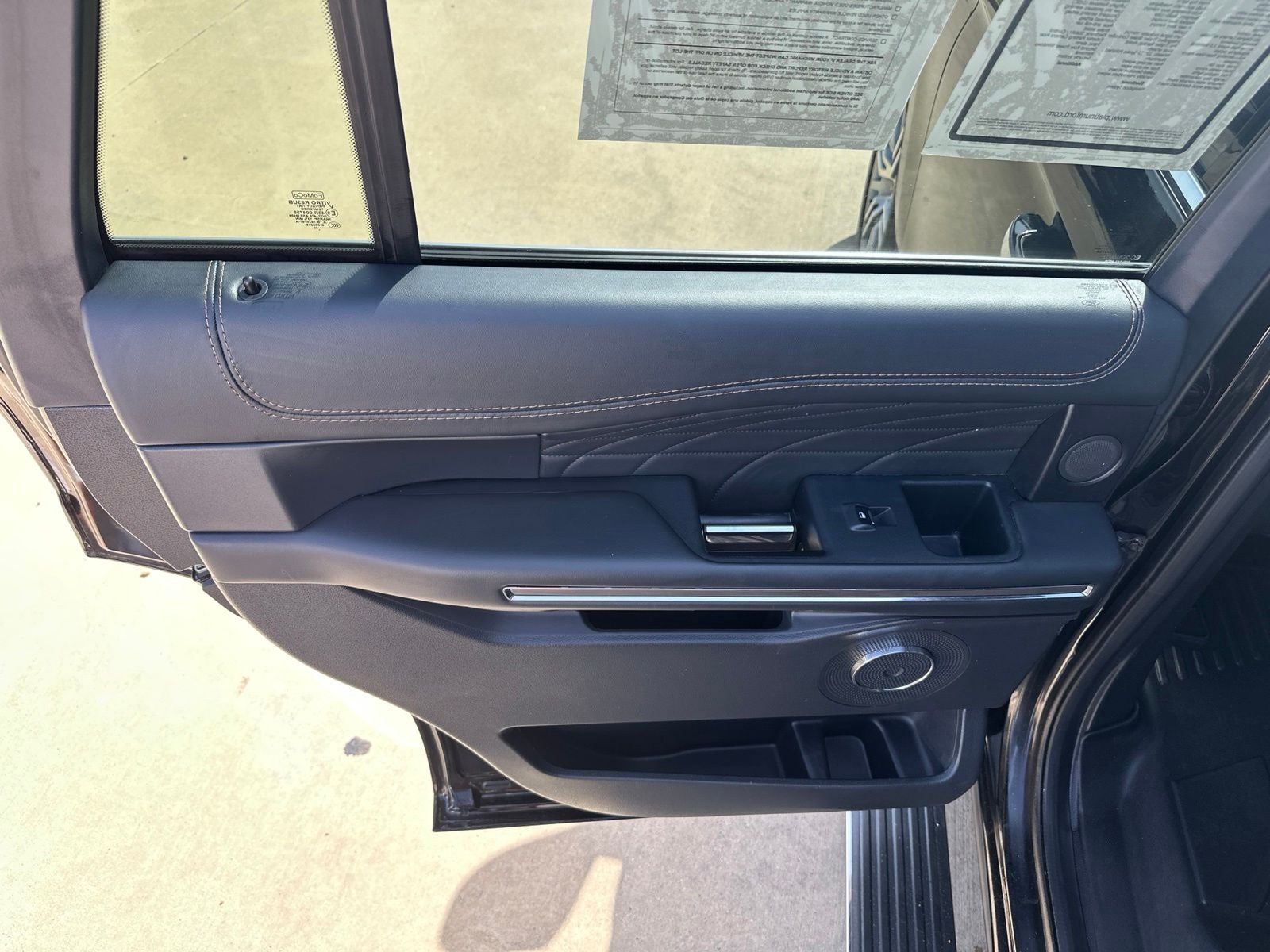 2023 Ford Expedition Platinum