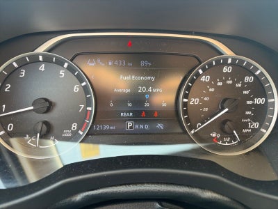 2025 Nissan Frontier SV