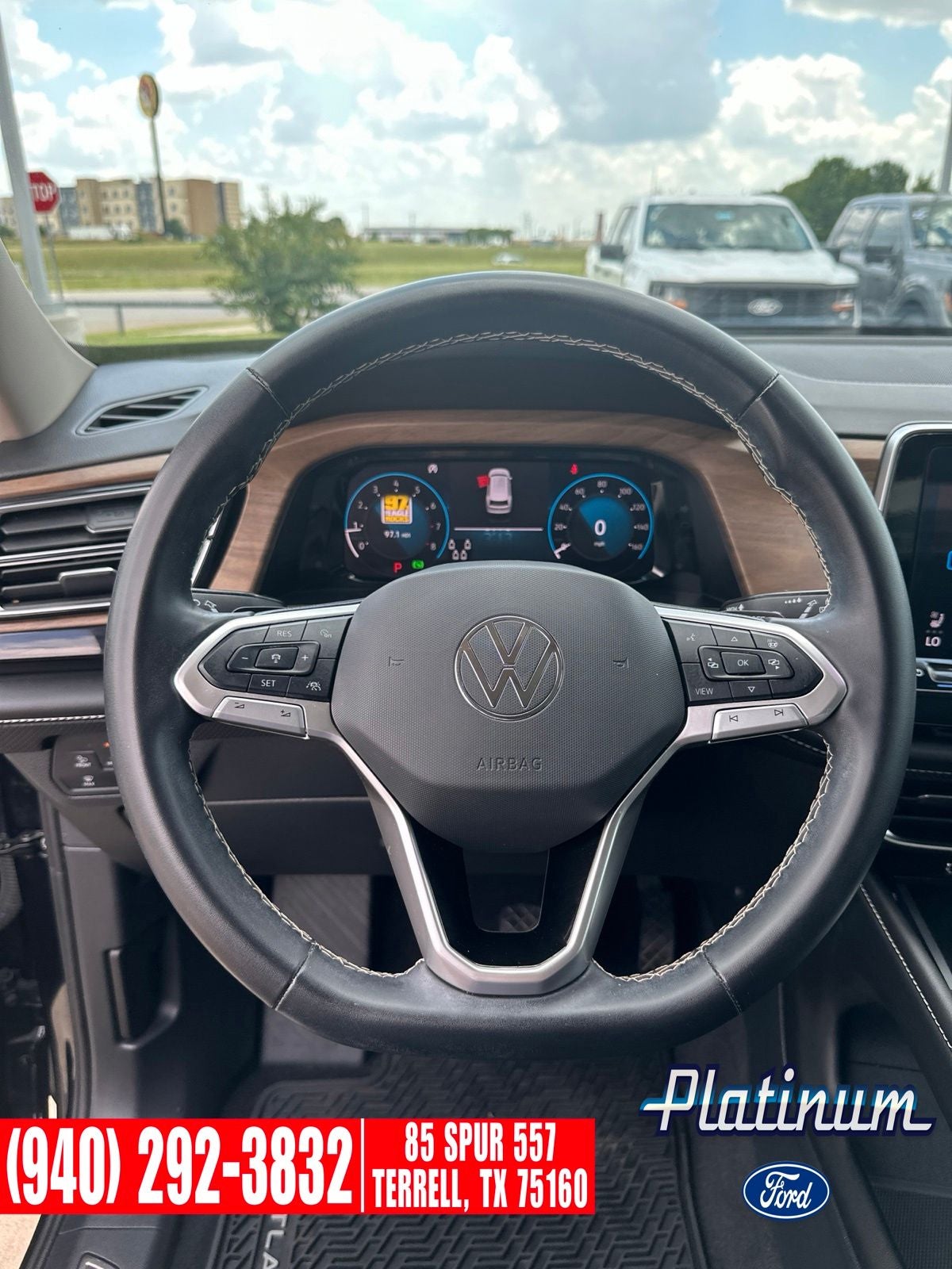 2024 Volkswagen Atlas 2.0T SE w/Technology