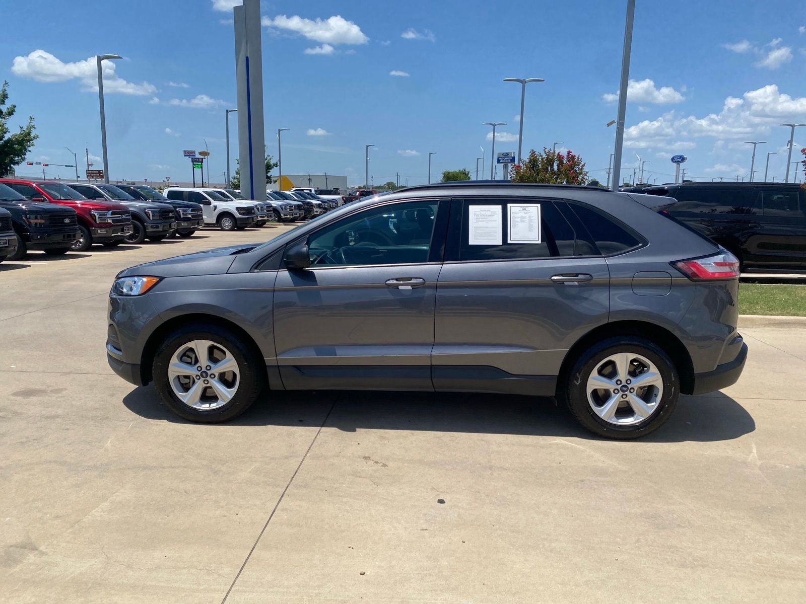 2021 Ford Edge SE