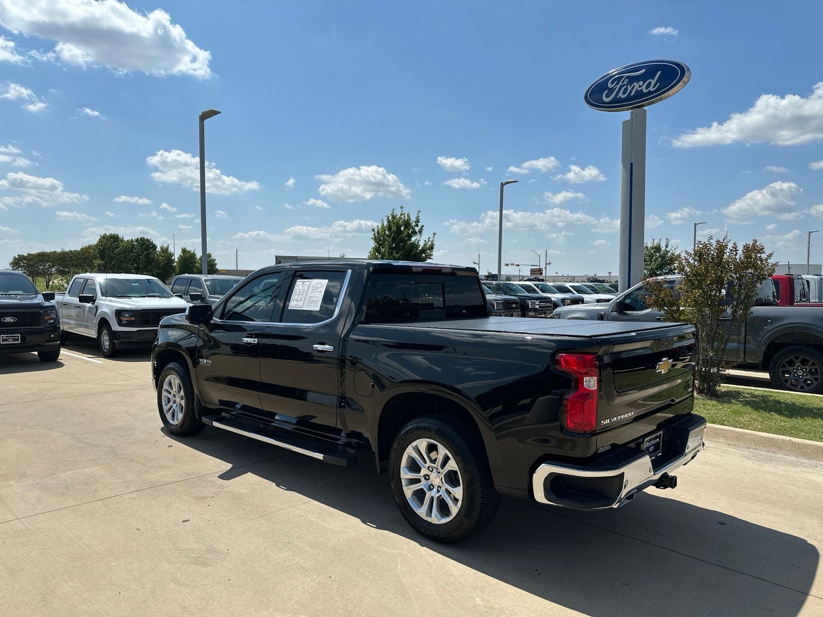 2023 Chevrolet Silverado 1500 LTZ