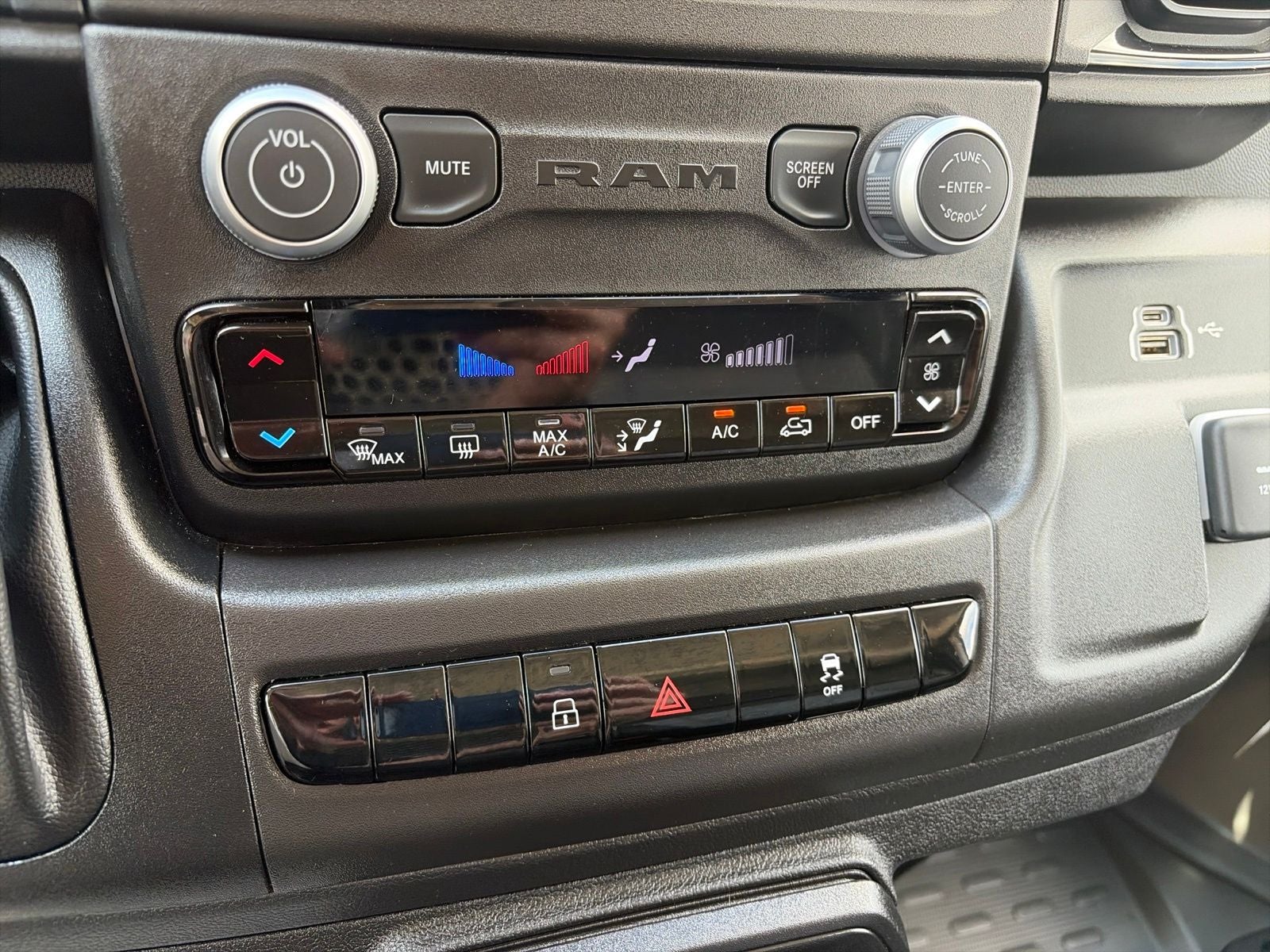 2025 RAM ProMaster 2500 High Roof