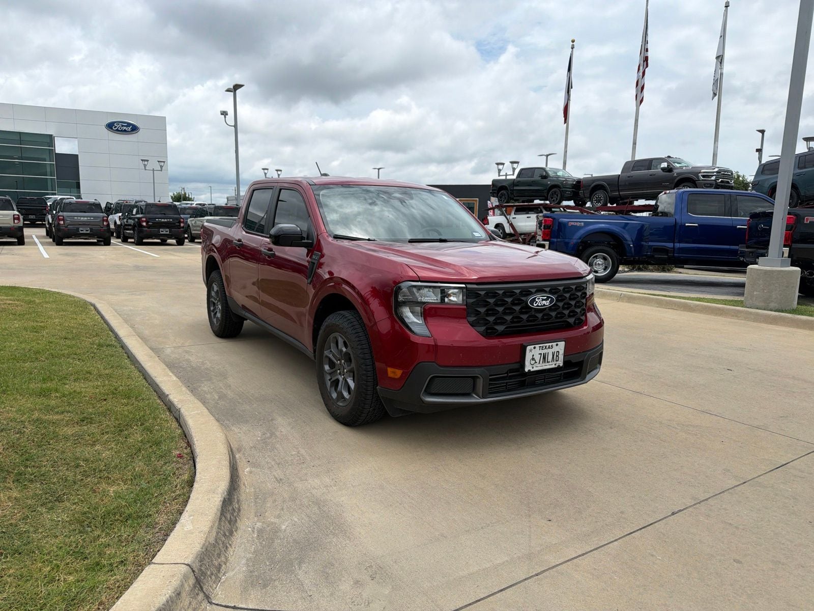 2025 Ford Maverick XLT