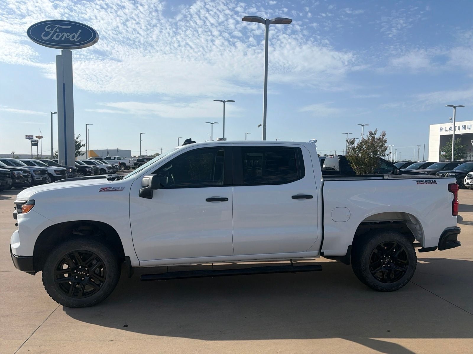 2022 Chevrolet Silverado 1500 Custom Trail Boss