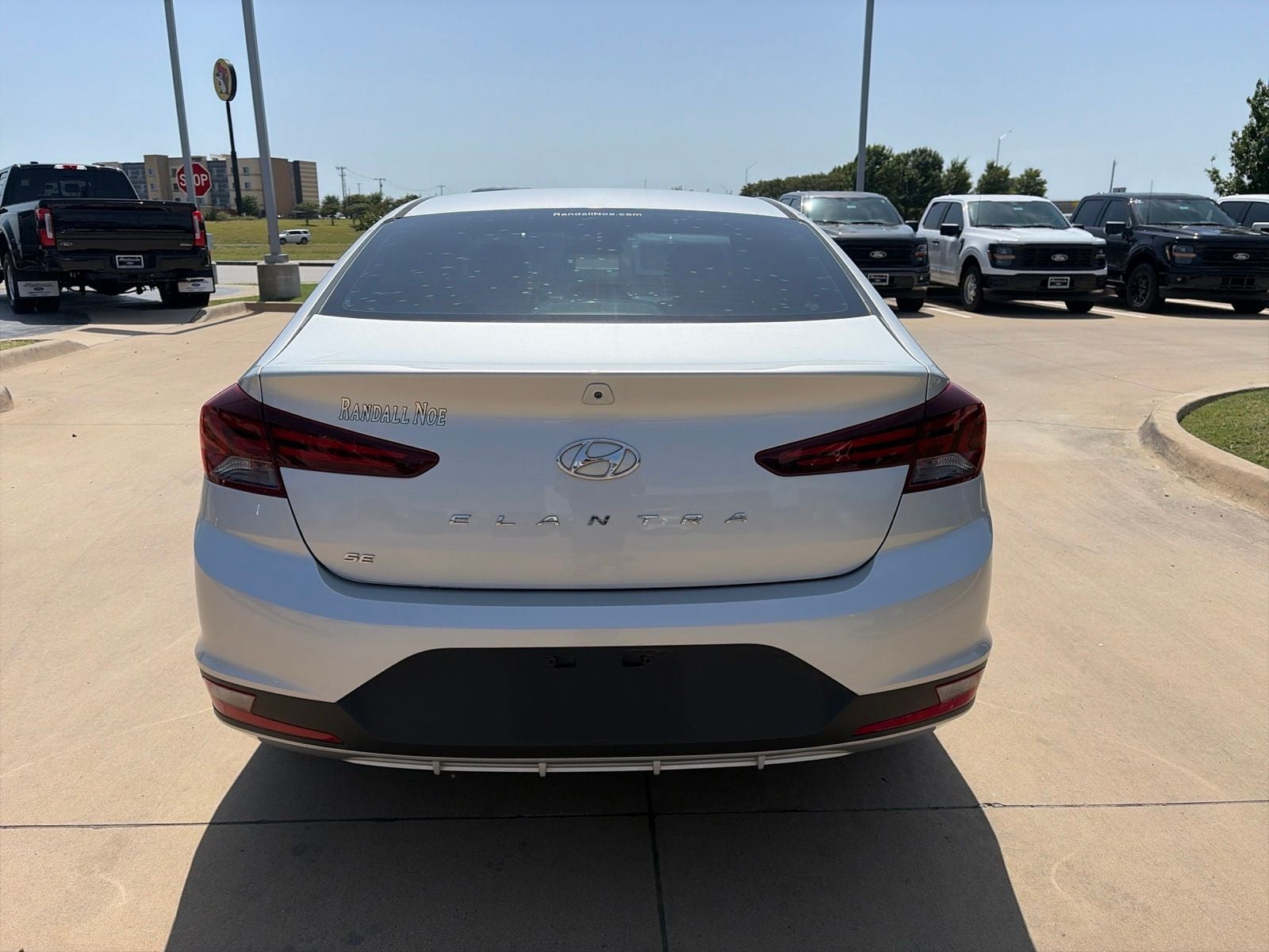 2020 Hyundai Elantra SE