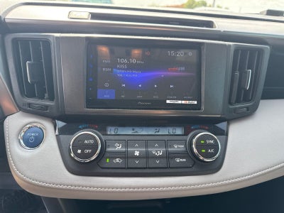 2016 Toyota RAV4 Hybrid XLE